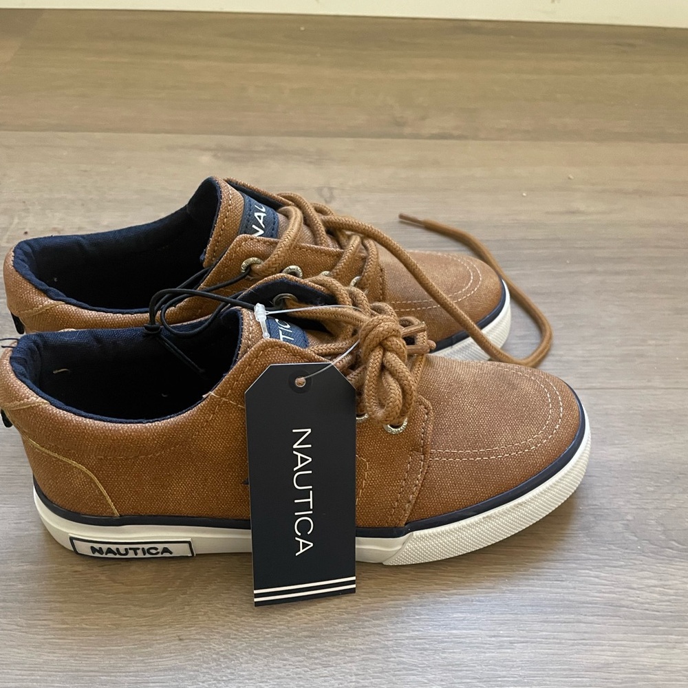 Nautica Bearrian 4 Tan Canvas Lace-Up Boat Sneakers size 12